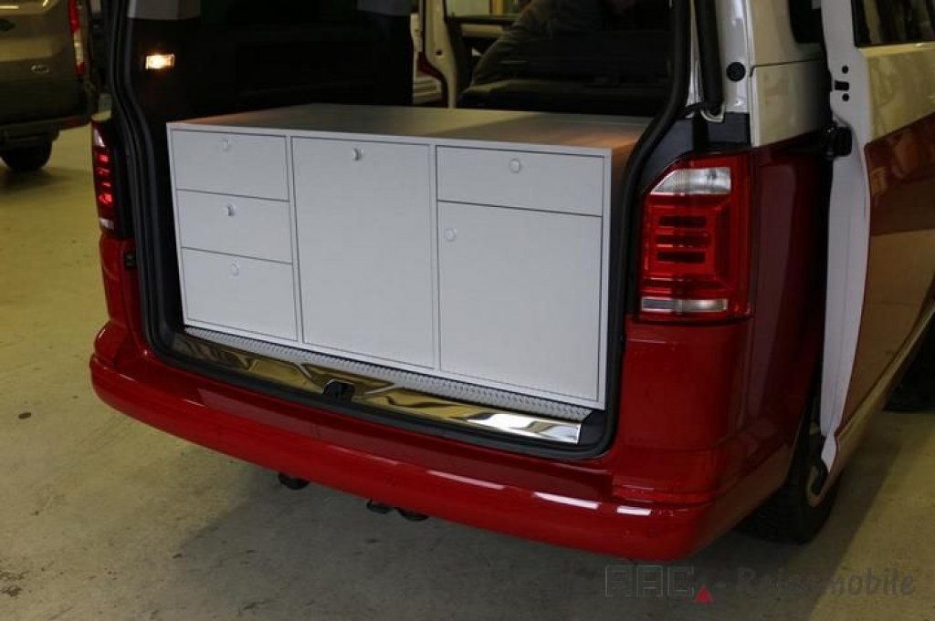 heckkueche--_-vw-t5_vw-t6_vw-t4_opel-vivaro_-nissan-primastar_renault-trafic_-mercedes-vito_mercedes-viano_ford-custom_-heckkueche--backside_aac-reisemobile_001